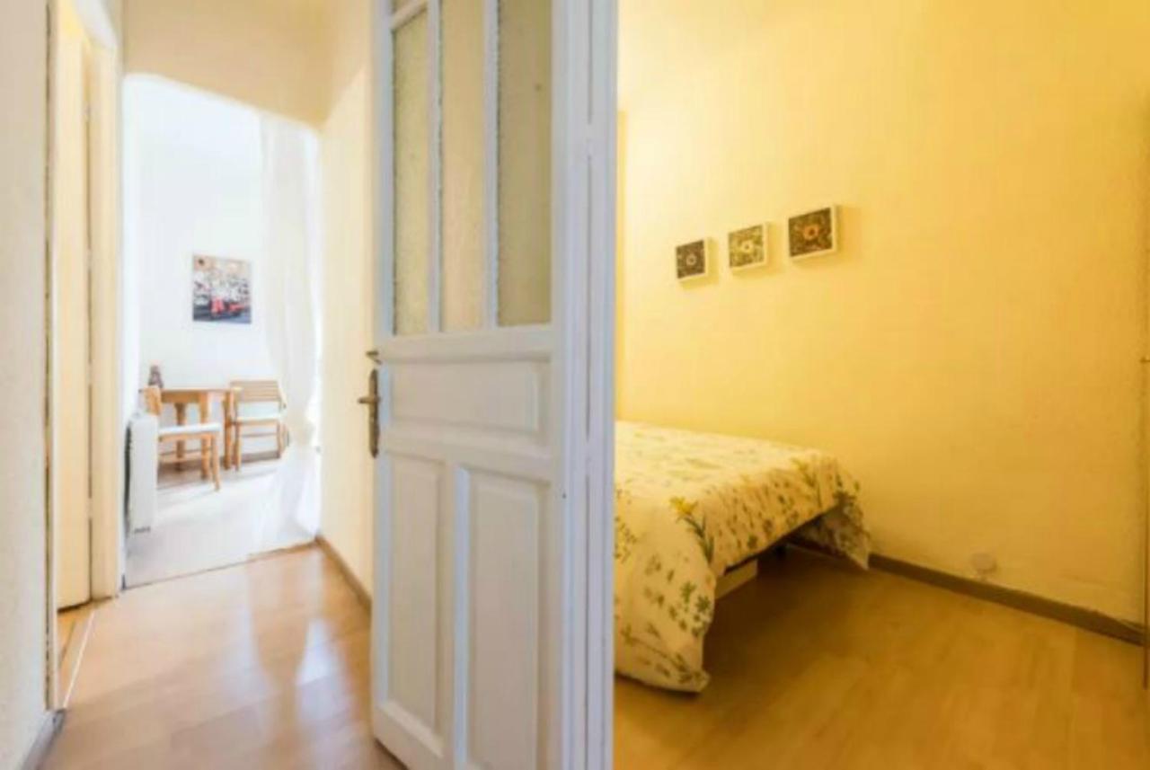 Las Dependencias de Mª de Guzmán Madrid Esterno foto